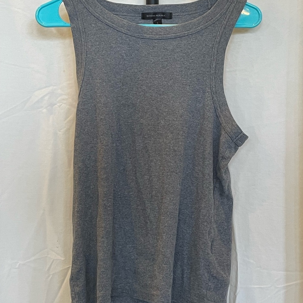 Banana Republic Charcoal Muscle Tee